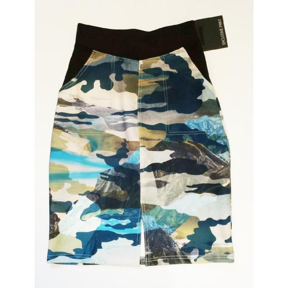 CAMEO The Label RUN AWAY Pencil Skirt Range & River NEOPRENE ( XS ) - Picture 4 of 5